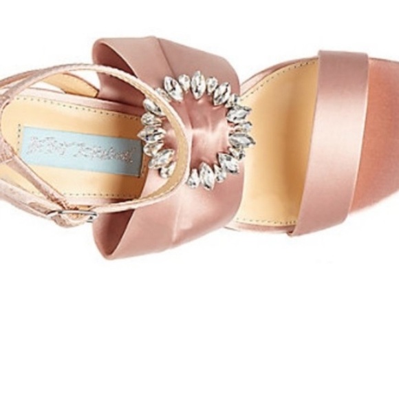 BETSEY JOHNSON SB SCOTI HEELS NUDE SATIN CRYSTAL size 7 - Picture 5 of 5